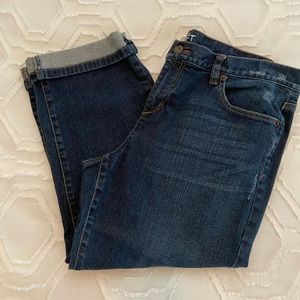 Women’s boyfriend jean cropped size 10 by loft